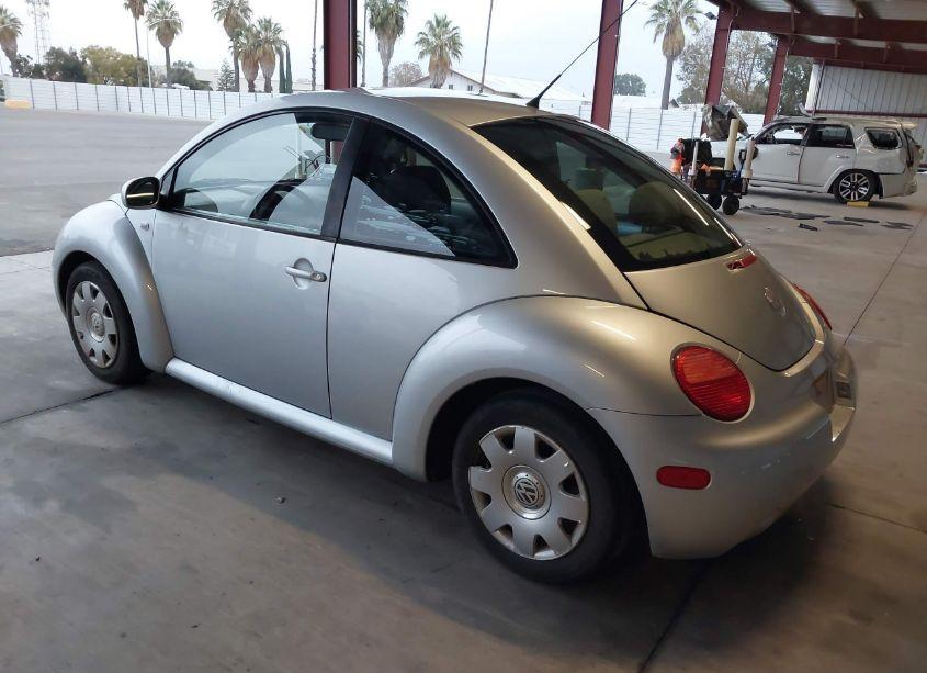 Photo 3 of 2003 Volkswagen New BEETLE GL (VIN 3VWBK21CX3M422038)