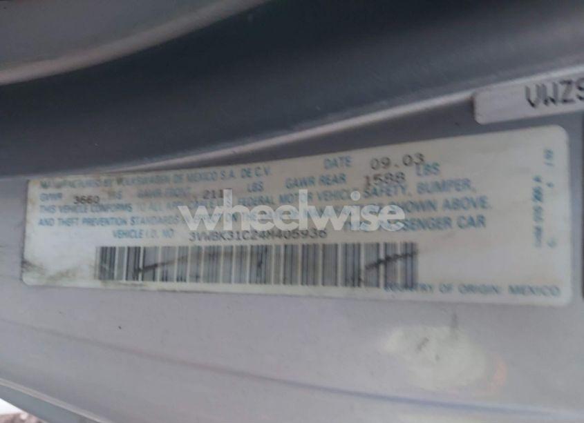 Photo 9 of 2004 Volkswagen New BEETLE GL (VIN 3VWBK31C24M405936)