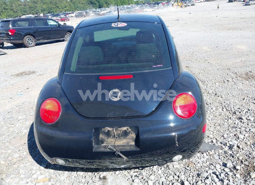 Photo 16 of 2005 Volkswagen New BEETLE GL (VIN 3VWBK31C25M413925)