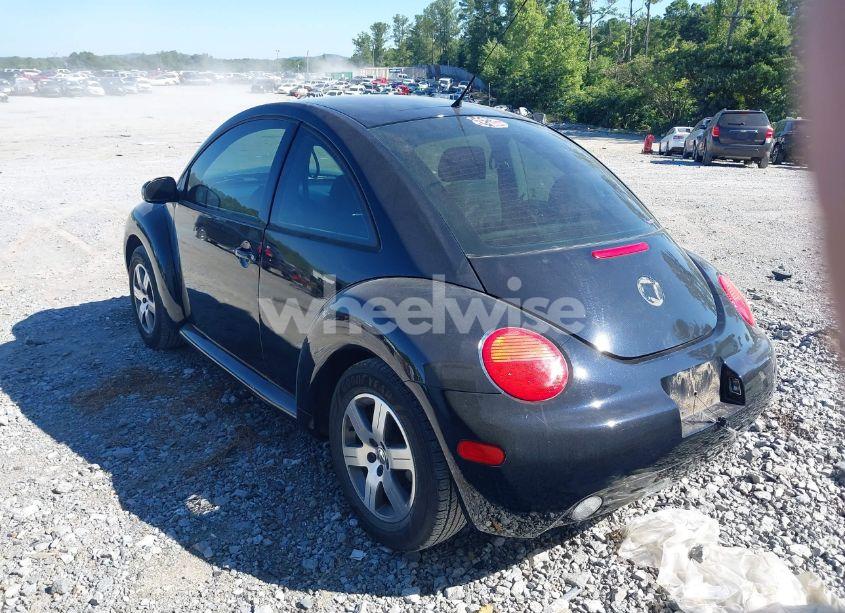 Photo 3 of 2005 Volkswagen New BEETLE GL (VIN 3VWBK31C25M413925)