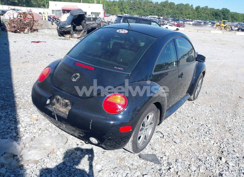 Photo 4 of 2005 Volkswagen New BEETLE GL (VIN 3VWBK31C25M413925)