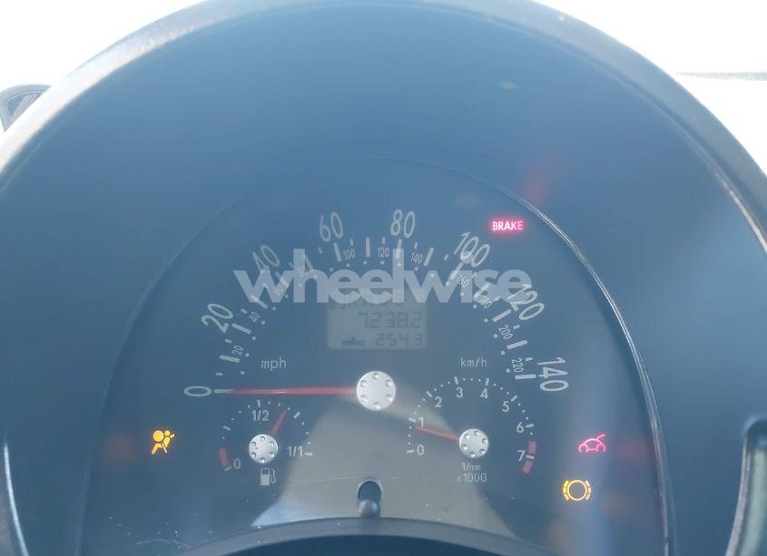 Photo 7 of 2005 Volkswagen New BEETLE GL (VIN 3VWBK31C25M413925)