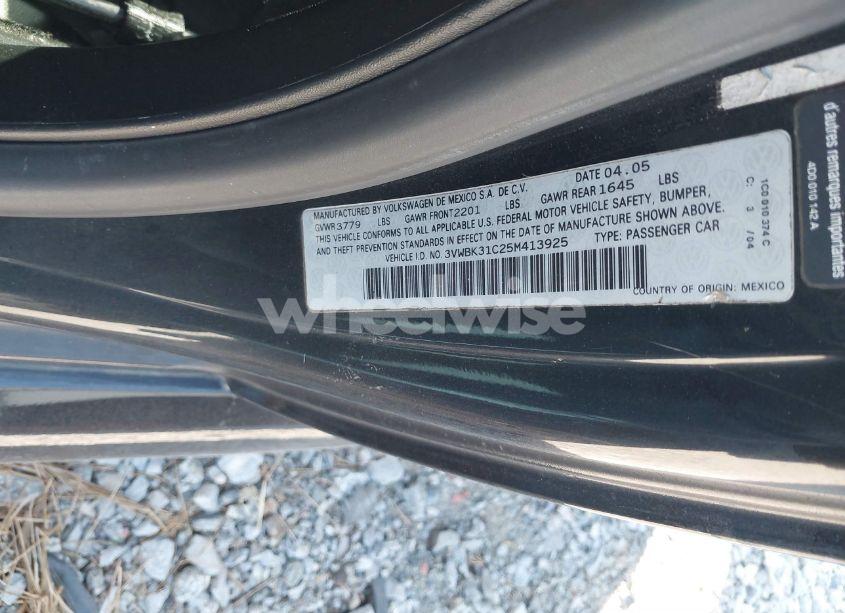 Photo 9 of 2005 Volkswagen New BEETLE GL (VIN 3VWBK31C25M413925)