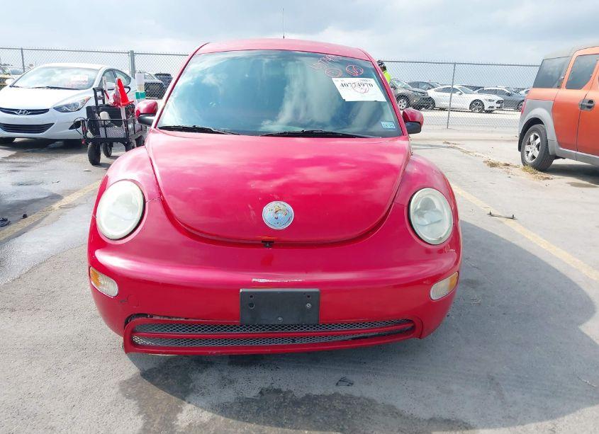 Photo 6 of 2005 Volkswagen New BEETLE GL (VIN 3VWBK31C25M414461)