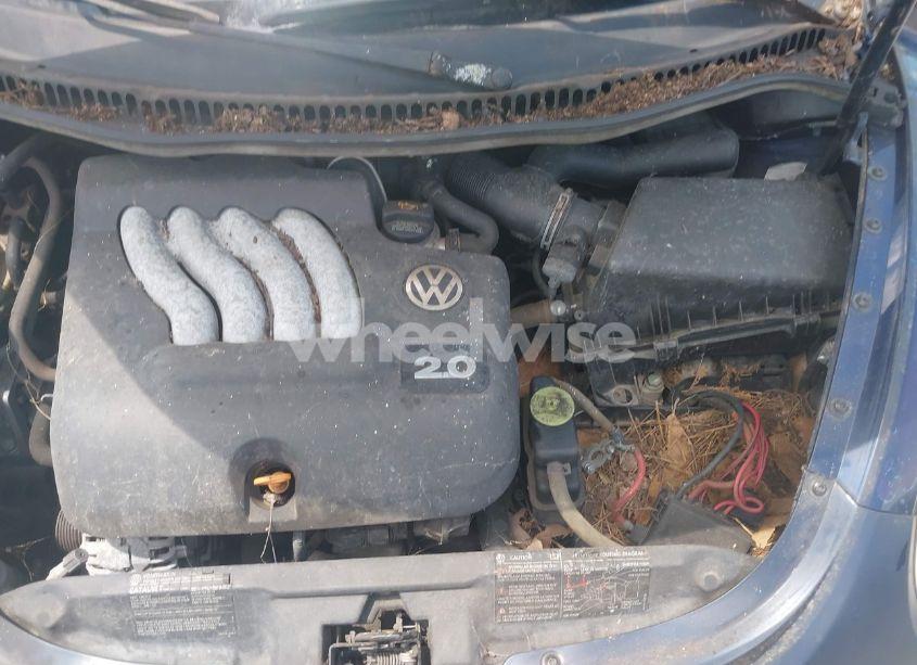 Photo 10 of 2004 Volkswagen New BEETLE GL (VIN 3VWBK31C54M412525)