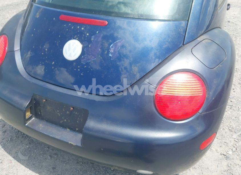 Photo 6 of 2004 Volkswagen New BEETLE GL (VIN 3VWBK31C54M412525)