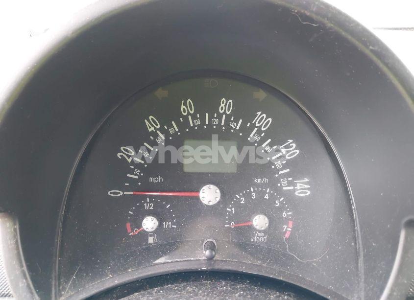 Photo 7 of 2004 Volkswagen New BEETLE GL (VIN 3VWBK31CX4M416912)