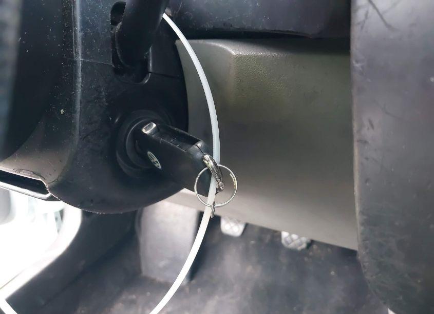 Photo 11 of 2004 Volkswagen New BEETLE GL (VIN 3VWBM31Y74M333010)