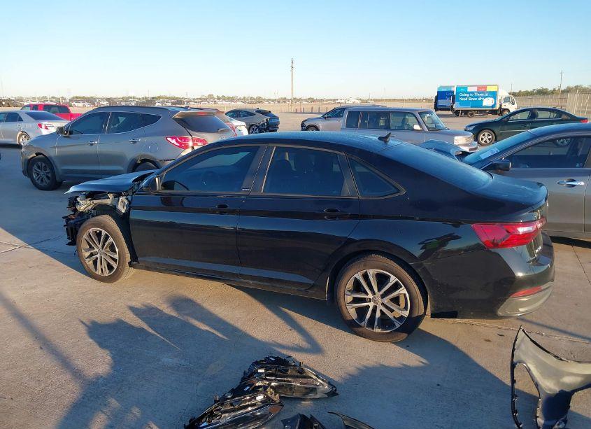 Photo 15 of 2024 Volkswagen Jetta 1.5T SPORT (VIN 3VWBM7BU0RM006524)