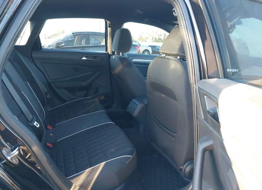 Photo 8 of 2024 Volkswagen Jetta 1.5T SPORT (VIN 3VWBM7BU0RM006524)