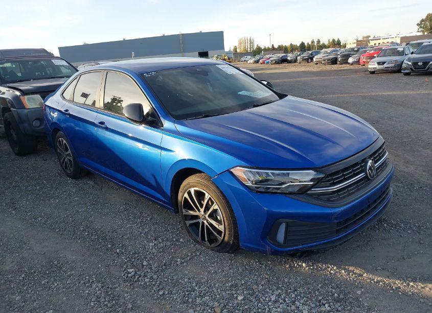 2024 Volkswagen Jetta 1.5T SPORT (VIN 3VWBM7BU0RM046912) main photo