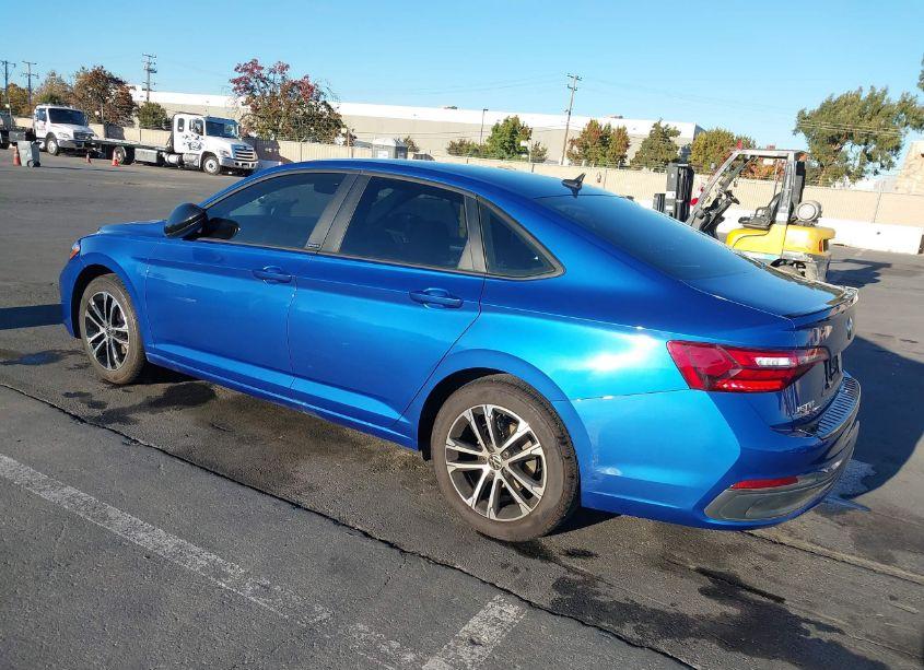 Photo 3 of 2024 Volkswagen Jetta 1.5T SPORT (VIN 3VWBM7BU0RM046912)