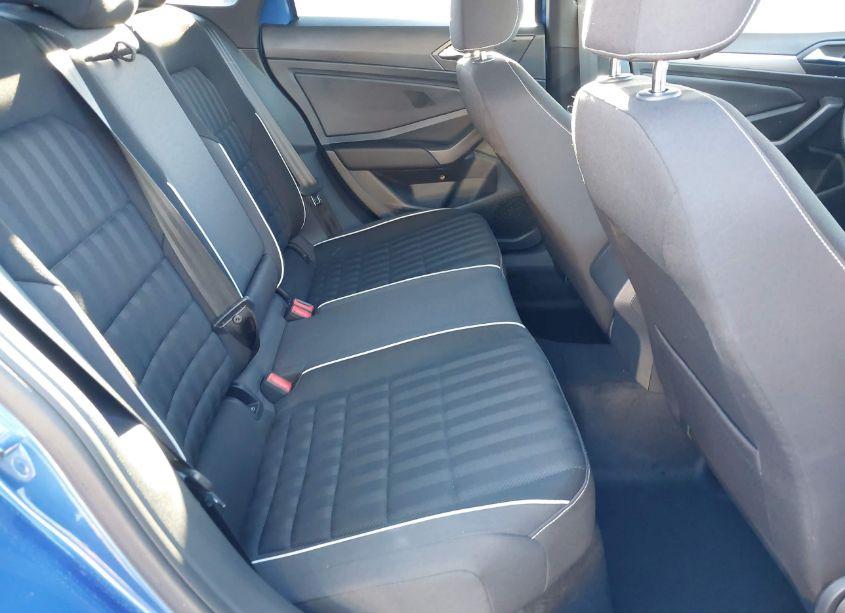 Photo 8 of 2024 Volkswagen Jetta 1.5T SPORT (VIN 3VWBM7BU0RM046912)