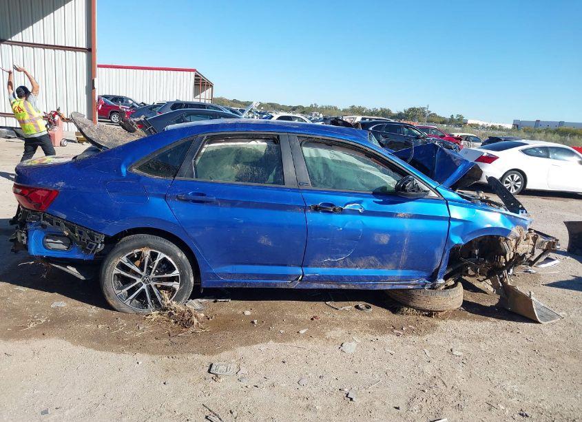 Photo 13 of 2024 Volkswagen Jetta 1.5T SPORT (VIN 3VWBM7BU0RM056579)