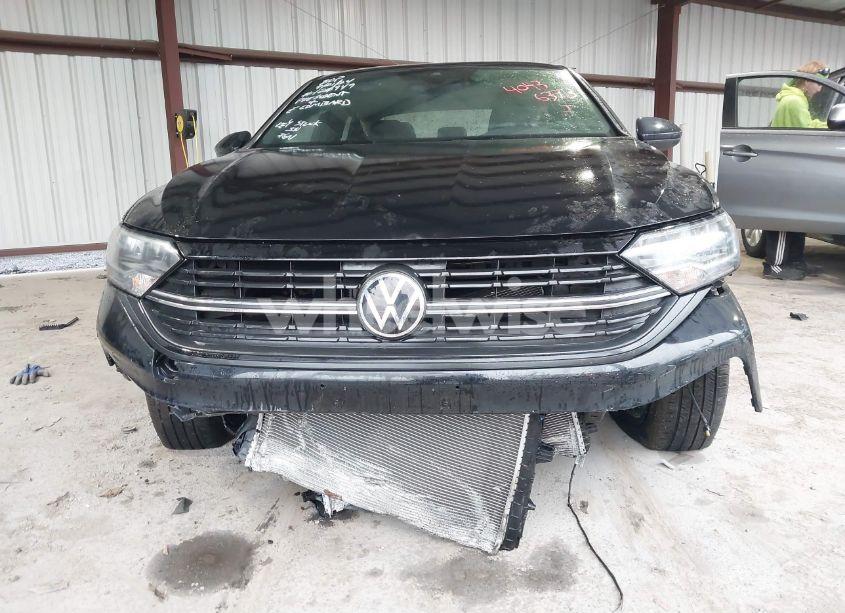 Photo 6 of 2024 Volkswagen Jetta 1.5T SPORT (VIN 3VWBM7BU1RM006645)