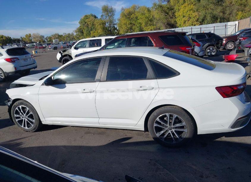 Photo 14 of 2024 Volkswagen Jetta 1.5T SPORT (VIN 3VWBM7BU1RM052265)
