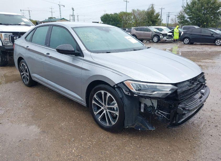 2024 Volkswagen Jetta 1.5T SPORT (VIN 3VWBM7BU2RM043154) main photo