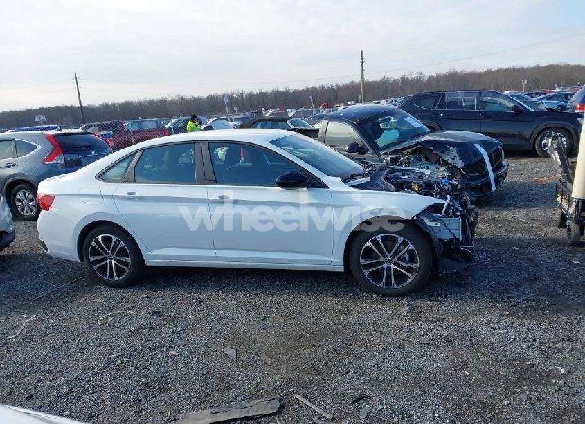 Photo 13 of 2024 Volkswagen Jetta 1.5T SPORT (VIN 3VWBM7BU2RM089731)
