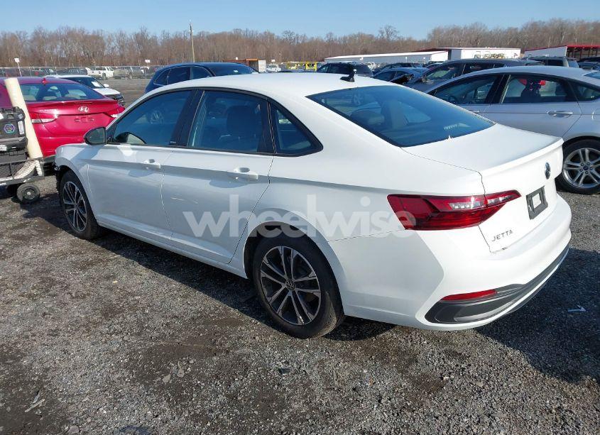 Photo 3 of 2024 Volkswagen Jetta 1.5T SPORT (VIN 3VWBM7BU2RM089731)