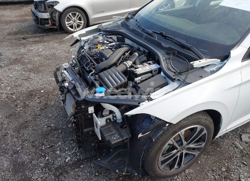 Photo 6 of 2024 Volkswagen Jetta 1.5T SPORT (VIN 3VWBM7BU2RM089731)