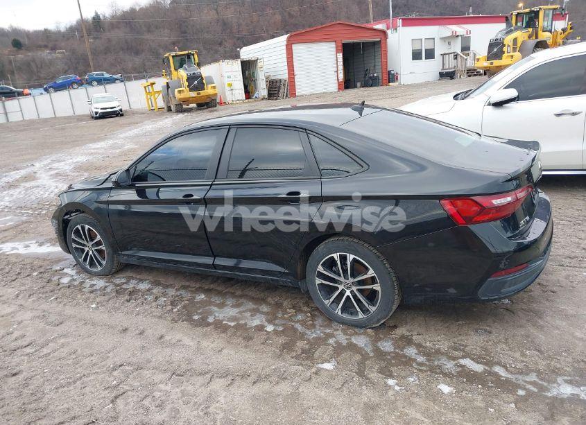 Photo 15 of 2022 Volkswagen Jetta 1.5T SPORT (VIN 3VWBM7BU3NM027393)