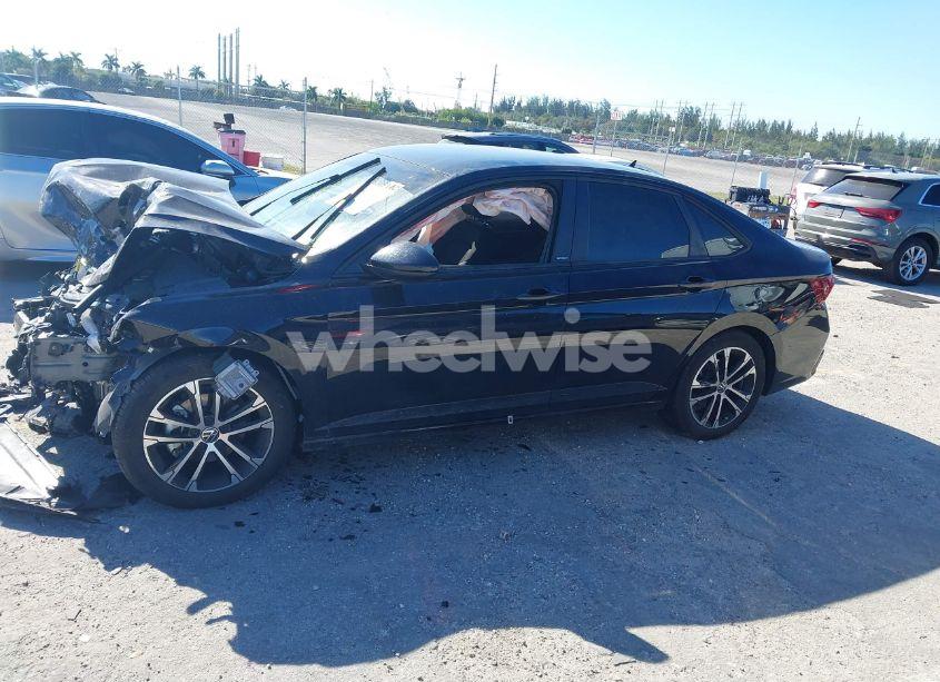 Photo 15 of 2024 Volkswagen Jetta 1.5T SPORT (VIN 3VWBM7BU3RM021955)