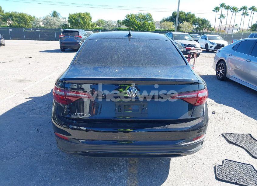 Photo 17 of 2024 Volkswagen Jetta 1.5T SPORT (VIN 3VWBM7BU3RM021955)