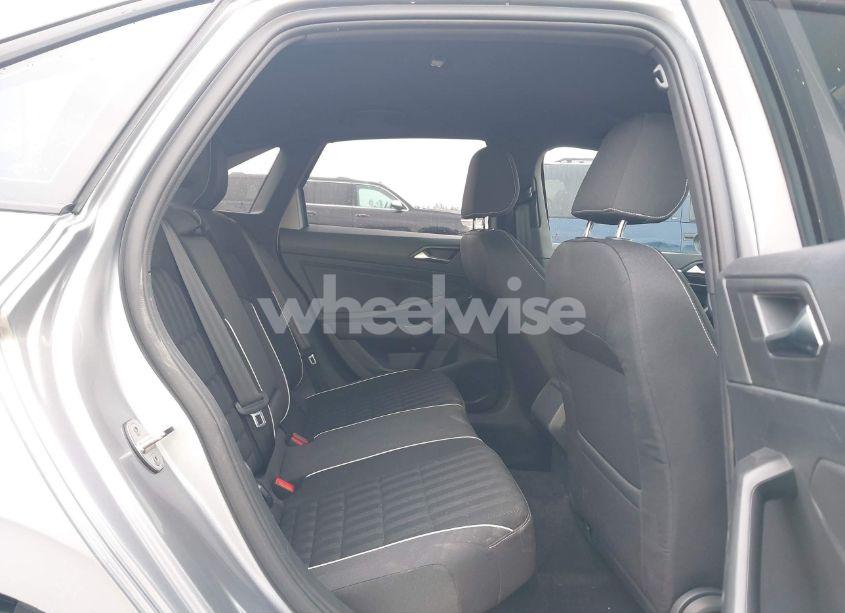 Photo 8 of 2024 Volkswagen Jetta 1.5T SPORT (VIN 3VWBM7BU3RM086370)