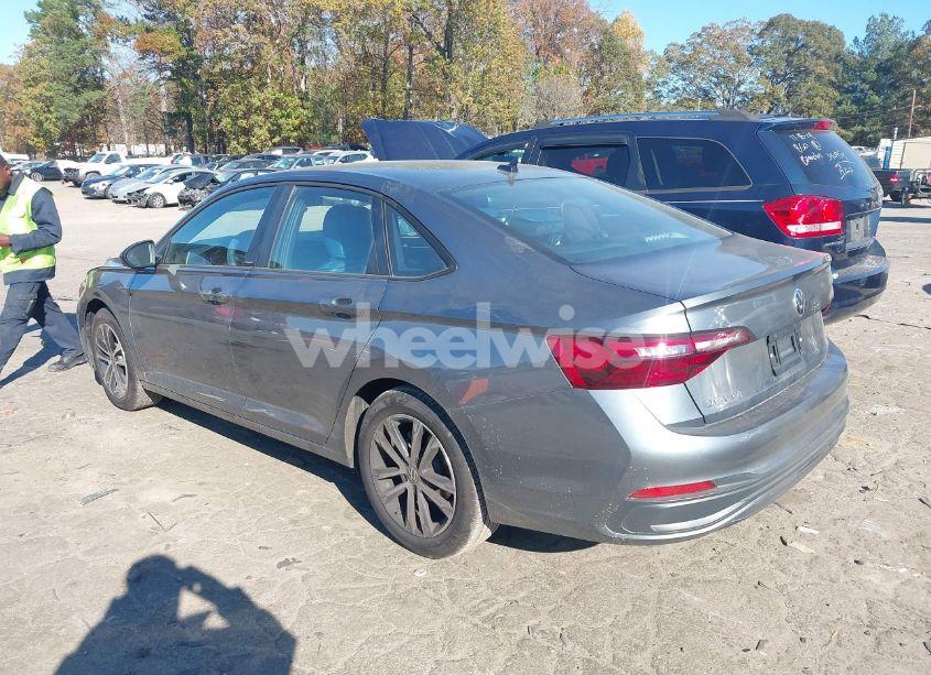 Photo 3 of 2024 Volkswagen Jetta 1.5T SPORT (VIN 3VWBM7BU4RM077497)