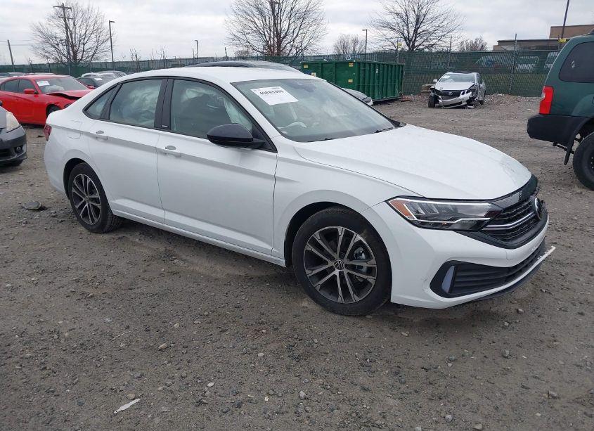 2024 Volkswagen Jetta 1.5T SPORT (VIN 3VWBM7BU5RM038143) main photo