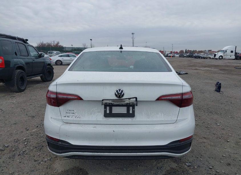 Photo 15 of 2024 Volkswagen Jetta 1.5T SPORT (VIN 3VWBM7BU5RM038143)