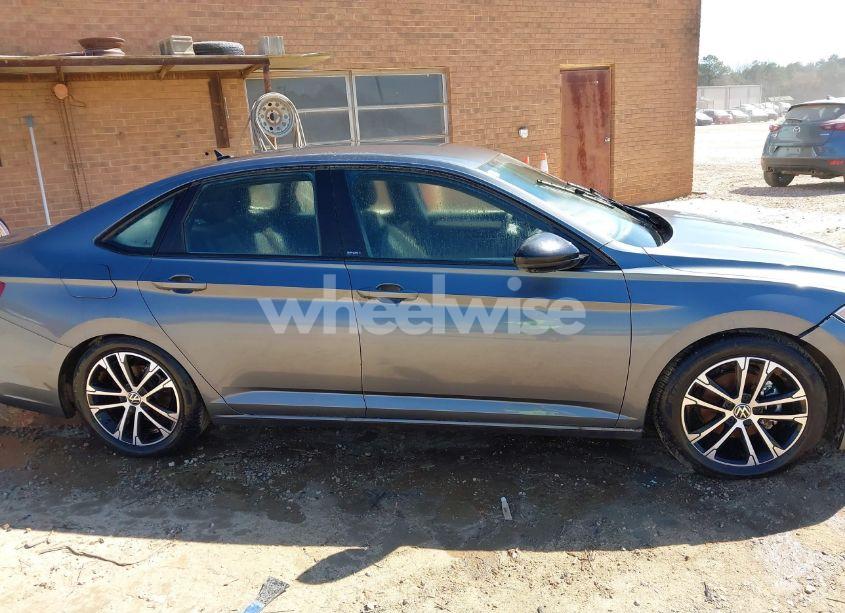 Photo 12 of 2024 Volkswagen Jetta 1.5T SPORT (VIN 3VWBM7BU6RM054500)