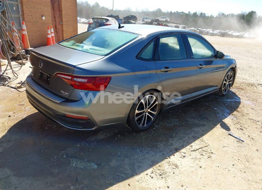 Photo 4 of 2024 Volkswagen Jetta 1.5T SPORT (VIN 3VWBM7BU6RM054500)