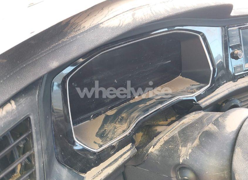 Photo 7 of 2024 Volkswagen Jetta 1.5T SPORT (VIN 3VWBM7BU6RM054500)