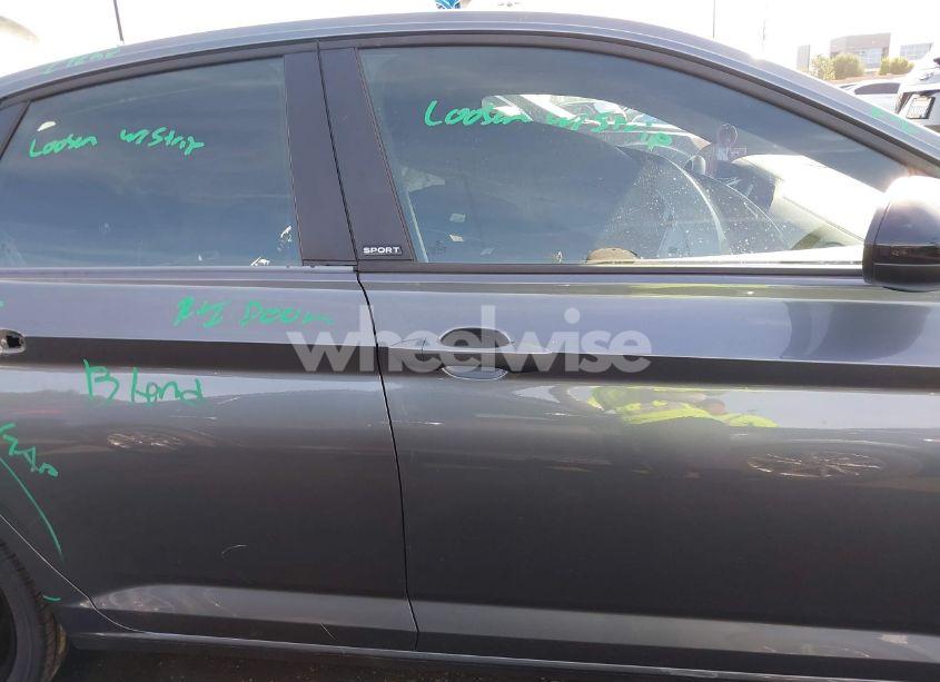 Photo 14 of 2024 Volkswagen Jetta 1.5T SPORT (VIN 3VWBM7BU6RM083947)