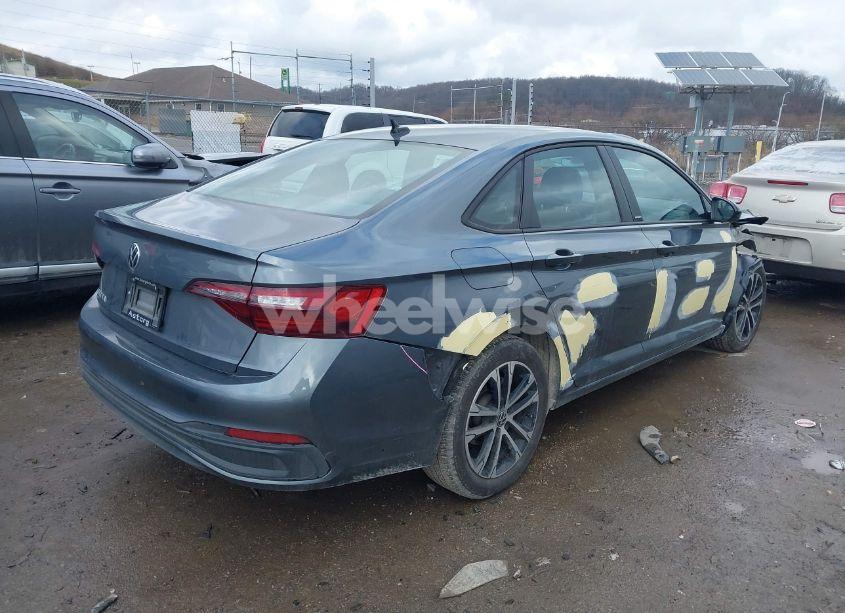 Photo 4 of 2024 Volkswagen Jetta 1.5T SPORT (VIN 3VWBM7BU7RM083570)