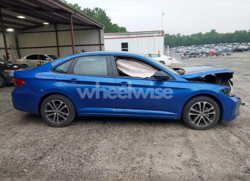 Photo 13 of 2022 Volkswagen Jetta 1.5T SPORT (VIN 3VWBM7BU8NM026837)