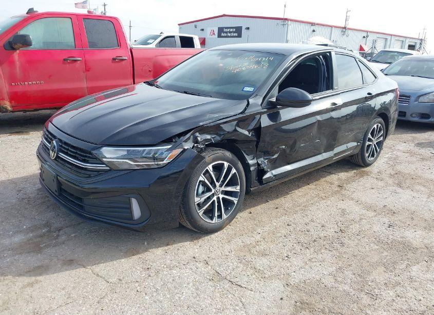 Photo 2 of 2024 Volkswagen Jetta 1.5T SPORT (VIN 3VWBM7BU8RM034314)