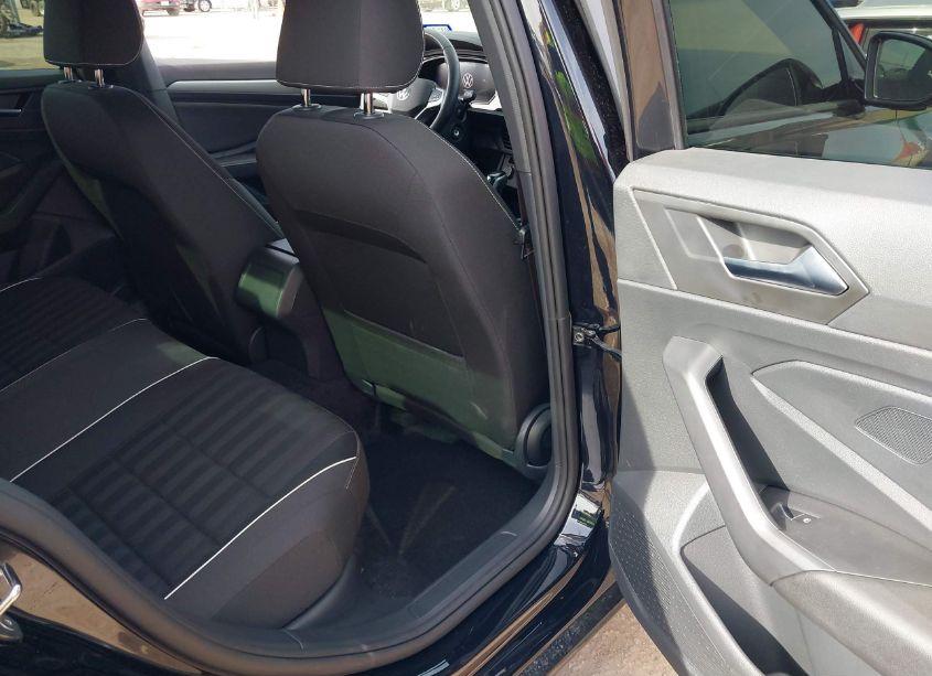 Photo 8 of 2024 Volkswagen Jetta 1.5T SPORT (VIN 3VWBM7BU8RM034314)