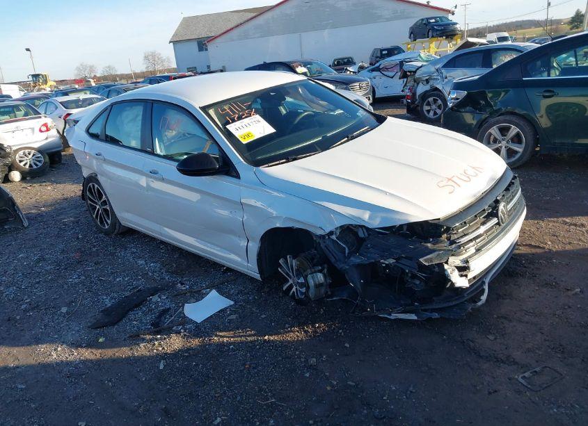 2023 Volkswagen Jetta 1.5T SPORT (VIN 3VWBM7BU9PM010861) main photo