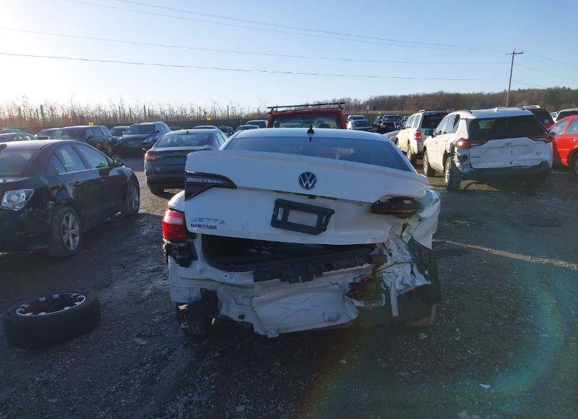 Photo 16 of 2023 Volkswagen Jetta 1.5T SPORT (VIN 3VWBM7BU9PM010861)