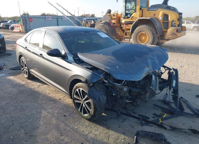 2022 Volkswagen Jetta 1.5T SPORT (VIN 3VWBM7BUXNM034020) main photo