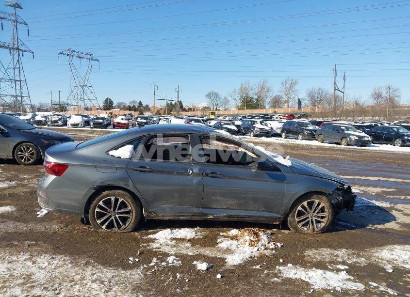 Photo 13 of 2024 Volkswagen Jetta 1.5T SPORT (VIN 3VWBM7BUXRM009088)