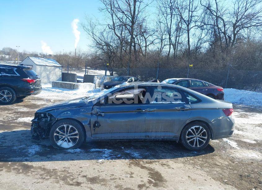 Photo 14 of 2024 Volkswagen Jetta 1.5T SPORT (VIN 3VWBM7BUXRM009088)