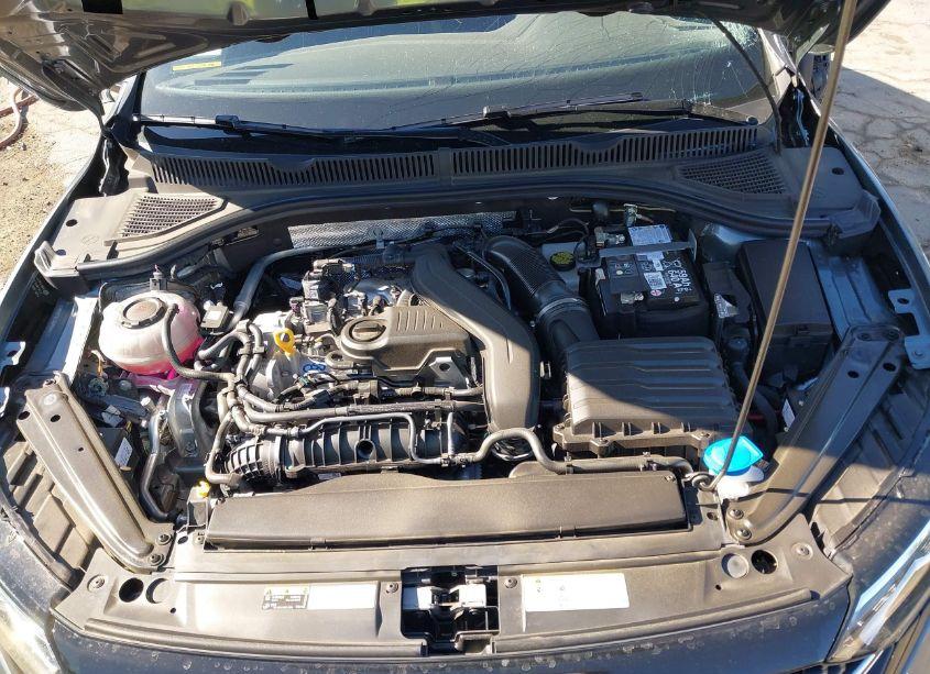 Photo 10 of 2024 Volkswagen Jetta 1.5T SPORT (VIN 3VWBM7BUXRM089217)