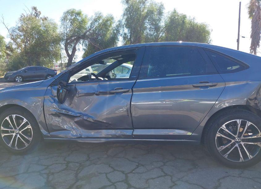 Photo 14 of 2024 Volkswagen Jetta 1.5T SPORT (VIN 3VWBM7BUXRM089217)