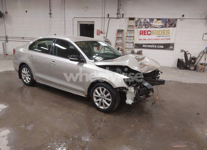 2012 Volkswagen Jetta 2.5L SE (VIN 3VWBP7AJ0CM128368) main photo