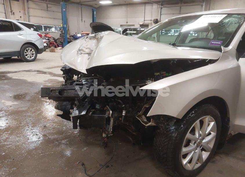 Photo 19 of 2012 Volkswagen Jetta 2.5L SE (VIN 3VWBP7AJ0CM128368)