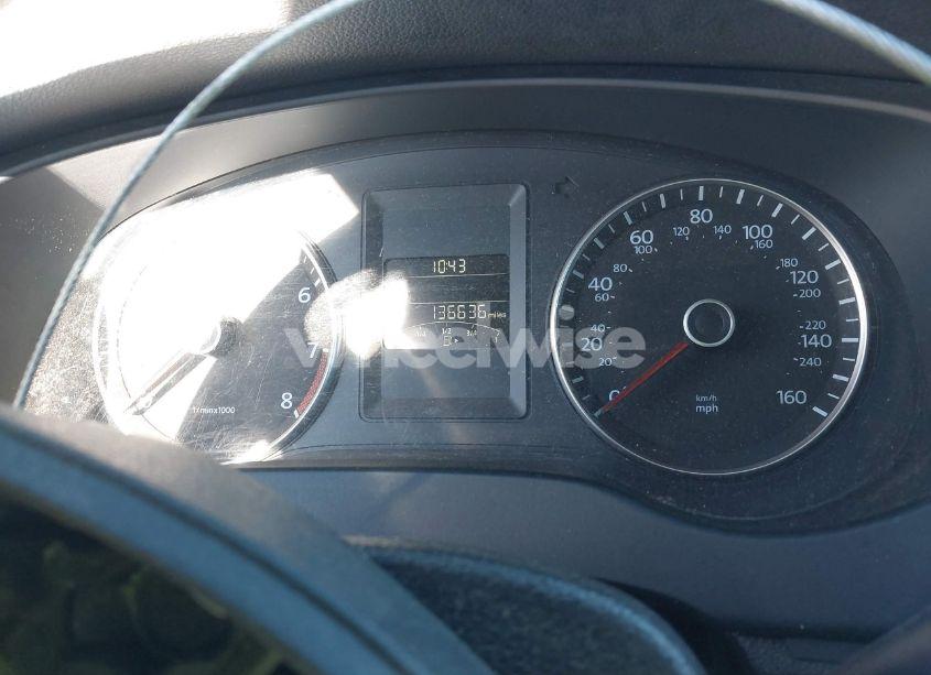 Photo 7 of 2013 Volkswagen Jetta 2.5L SE (VIN 3VWBP7AJ2DM387560)