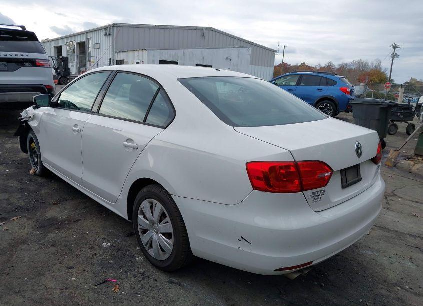 Photo 3 of 2012 Volkswagen Jetta 2.5L SE (VIN 3VWBP7AJ3CM359331)